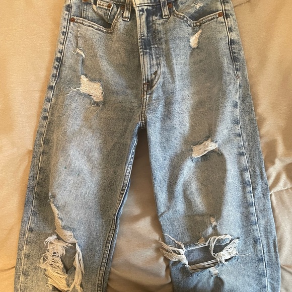 Abercrombie & Fitch distressed high rise ankle straight jeans - Picture 2 of 5